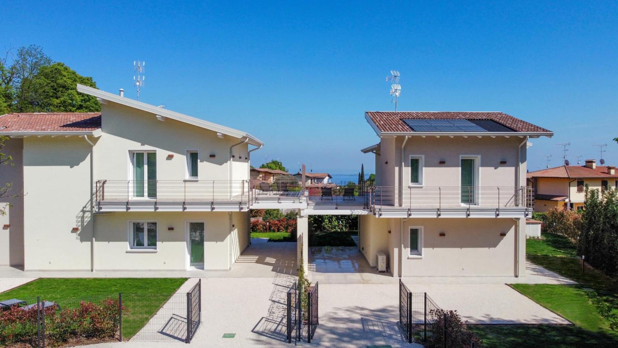 Luxury Villas Gardenia With Private Pool Padenghe sul Garda Extérieur photo