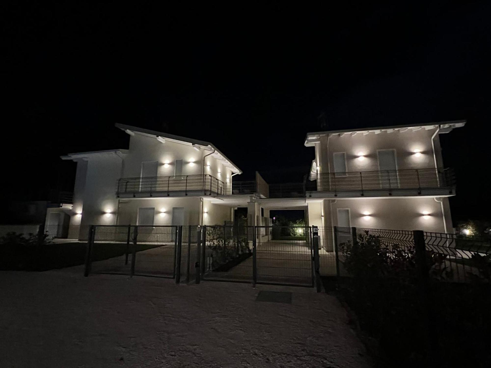 Luxury Villas Gardenia With Private Pool Padenghe sul Garda Extérieur photo